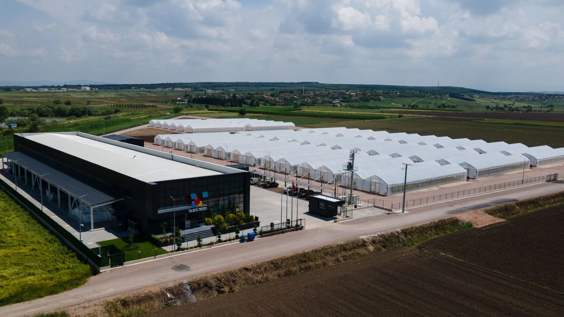 Construction of seed facility that belongs to Takii Turkey Seed Growing Inc. (Takii Turkey Tohumculuk A.Ş) company has been completed.